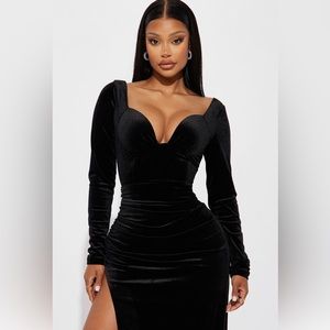 Gorgeous velvet long sleeve train dress